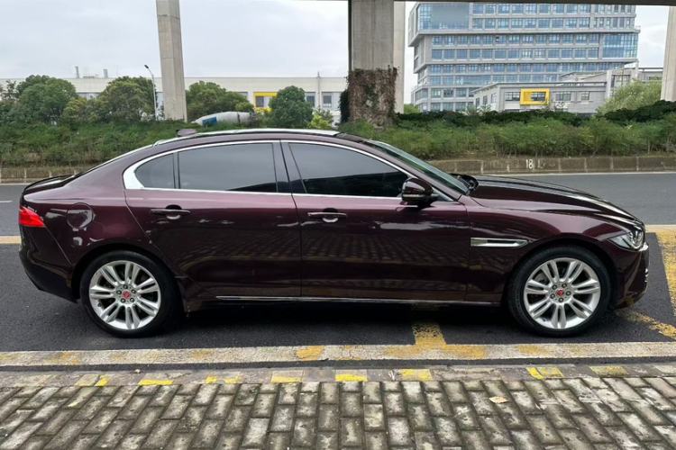 Used Jaguar XEL 2018 2.0T 200 PS Premium Edition Exterior 4