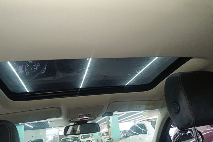 Used Jaguar XEL 2018 2.0T 200 PS Premium Edition Headliner