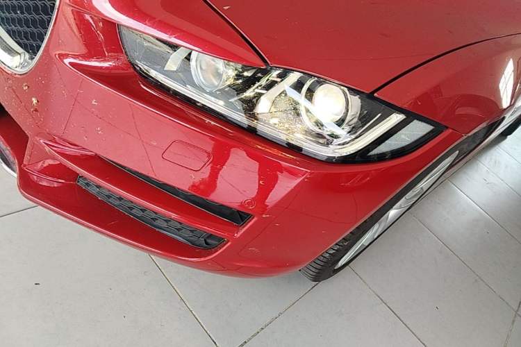 Used Jaguar XEL 2018 2.0T 200 PS Premium Edition Left Front Headlight