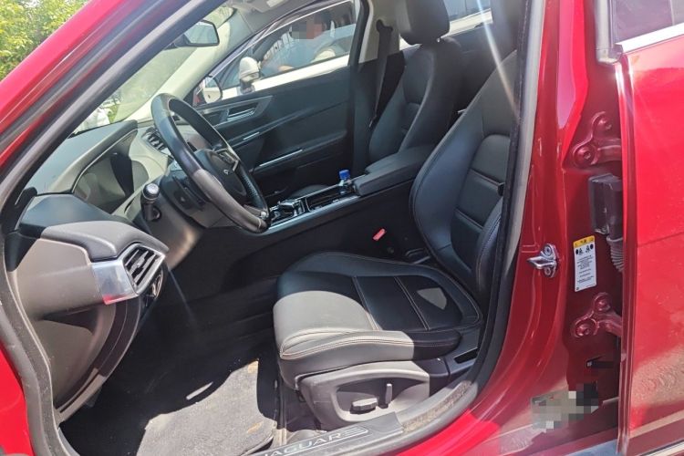 Used Jaguar XEL 2018 2.0T 200 PS Premium Edition Left Front Seat