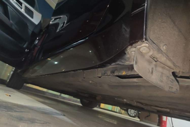 Used Jaguar XEL 2018 2.0T 200 PS Premium Edition Left Side Sill