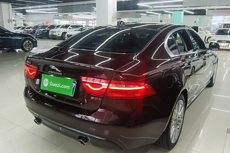Used Jaguar XEL 2018 2.0T 200 PS Premium Edition Rear Right 45 Deg