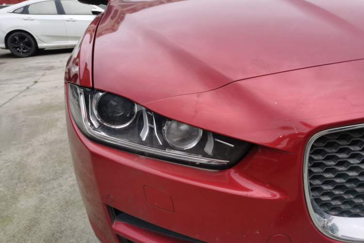 Used Jaguar XEL 2018 2.0T 200 PS Premium Edition Right Front Headlight