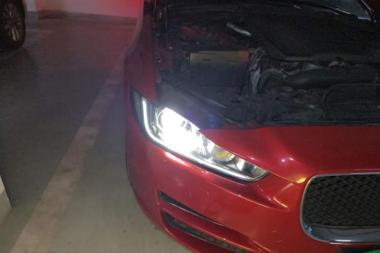 Used Jaguar XEL 2018 2.0T 200 PS Premium Edition Right Front Headlight