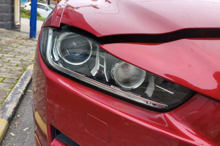 Used Jaguar XEL 2018 2.0T 200 PS Premium Edition Right Front Headlight