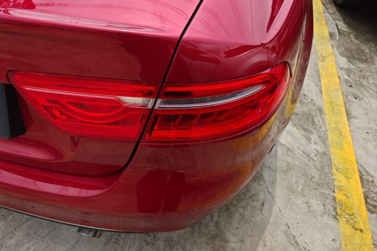 Used Jaguar XEL 2018 2.0T 200 PS Premium Edition Right Rear Taillight