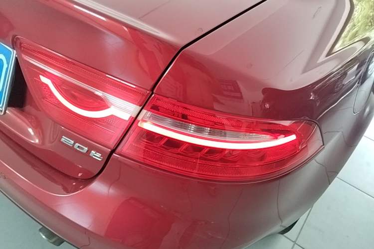 Used Jaguar XEL 2018 2.0T 200 PS Premium Edition Right Rear Taillight