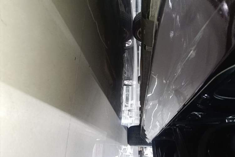 Used Jaguar XEL 2018 2.0T 200 PS Premium Edition Right Side Sill