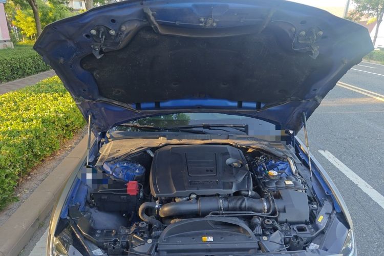Used Jaguar XEL 2018 2.0T 200 PS Luxury Edition Engine Bay