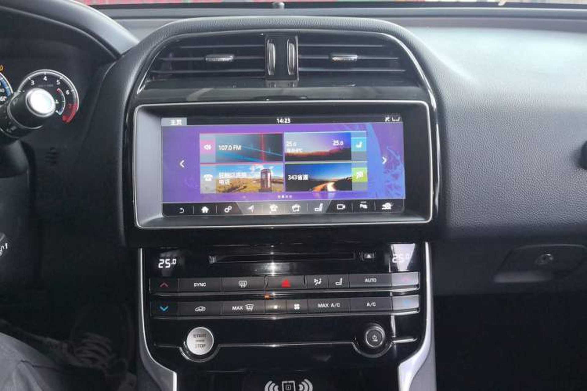 Used Jaguar XEL 2018 2.0T 250 PS Premium Edition Audio And AC Panel