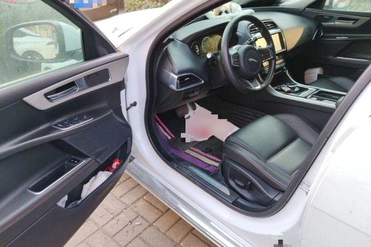 Used Jaguar XEL 2018 2.0T 200 PS Premium Edition Driver Seat