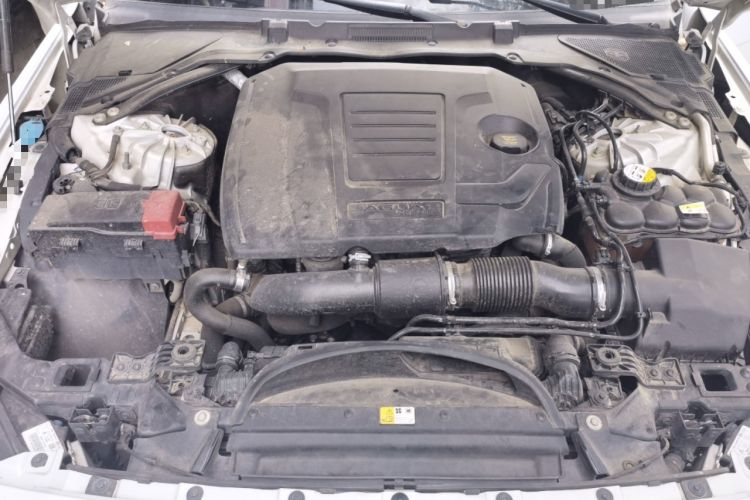 Used Jaguar XEL 2018 2.0T 200 PS Luxury Edition Engine Bay