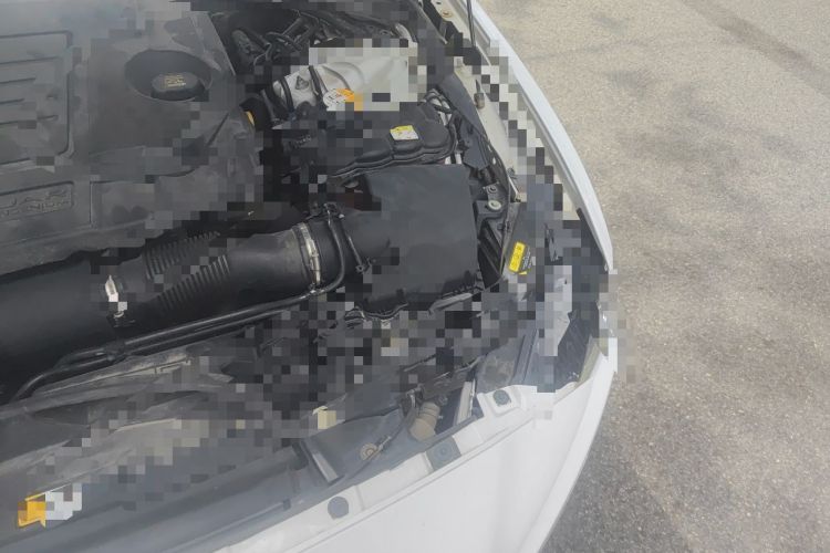 Used Jaguar XEL 2018 2.0T 200 PS Premium Edition Engine Bay Left
