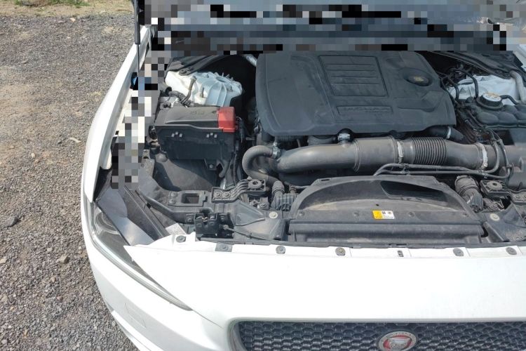 Used Jaguar XEL 2018 2.0T 250 PS Premium Edition Engine Bay Right