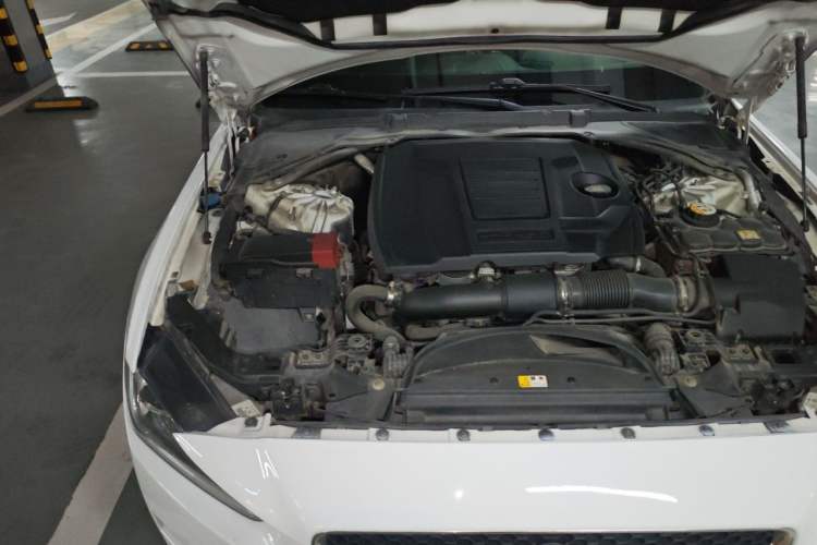 Used Jaguar XEL 2018 2.0T 200 PS Premium Edition Engine Bay Right