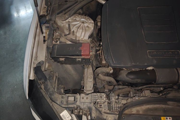 Used Jaguar XEL 2018 2.0T 200 PS Luxury Edition Engine Bay Right