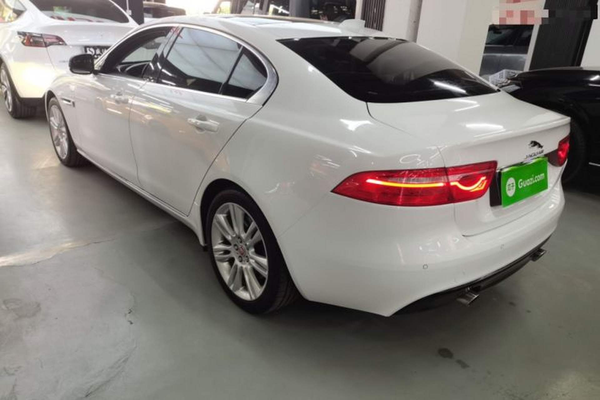 Used Jaguar XEL 2018 2.0T 200 PS Premium Edition Exterior 2