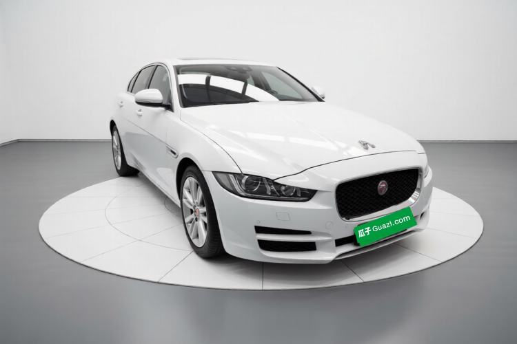 Used Jaguar XEL 2018 2.0T 200 PS Premium Edition Exterior 2