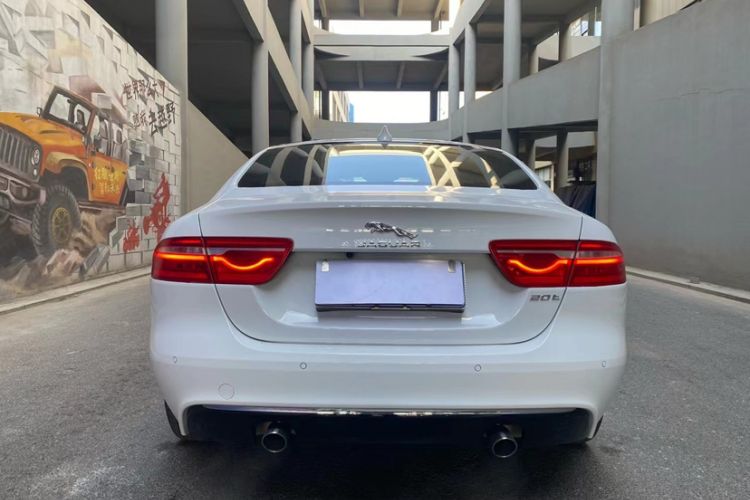 Used Jaguar XEL 2018 2.0T 200 PS Luxury Edition Exterior 4