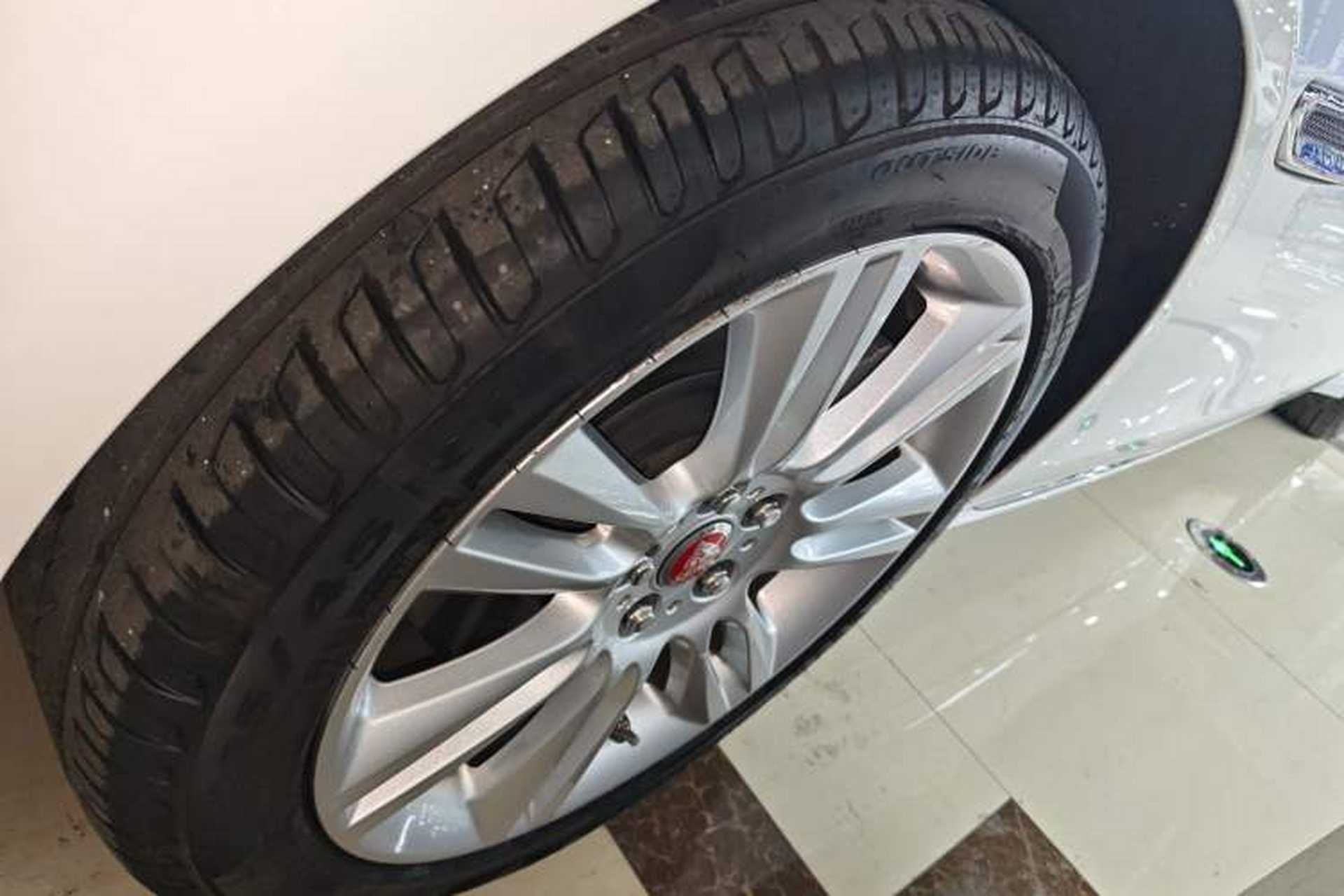 Used Jaguar XEL 2018 2.0T 200 PS Premium Edition Exterior 4