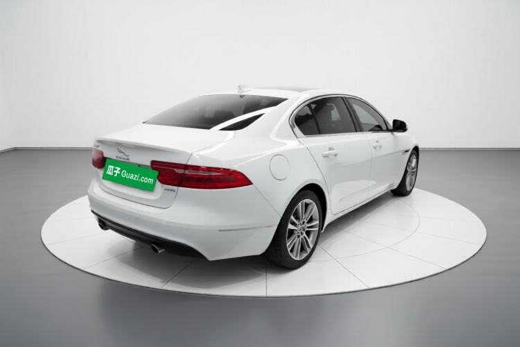Used Jaguar XEL 2018 2.0T 200 PS Premium Edition Exterior 5