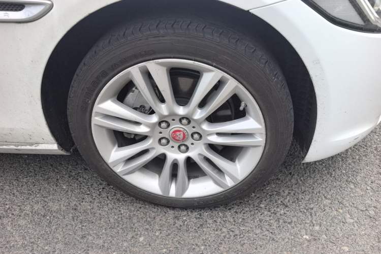 Used Jaguar XEL 2018 2.0T 200 PS Premium Edition Exterior 7
