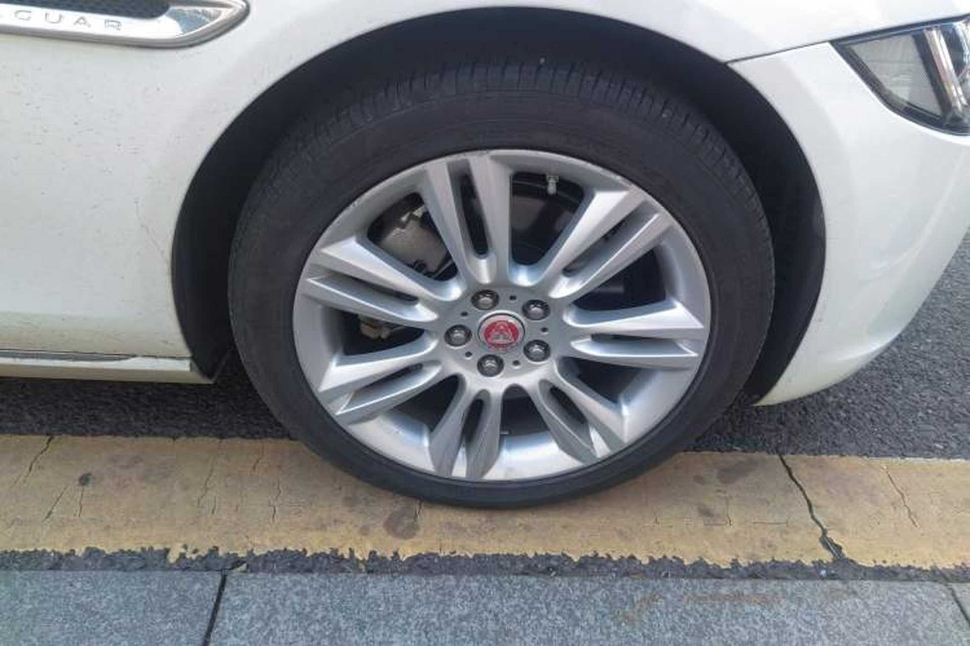 Used Jaguar XEL 2018 2.0T 200 PS Premium Edition Exterior 7