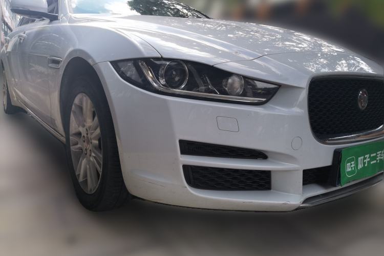 Used Jaguar XEL 2018 2.0T 200 PS Luxury Edition Front Right 45 Deg