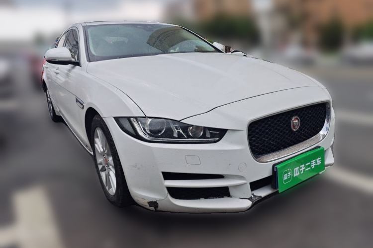 Used Jaguar XEL 2018 2.0T 200 PS Luxury Edition Front Right 45 Deg