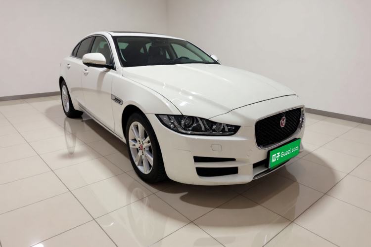 Used Jaguar XEL 2018 2.0T 200 PS Luxury Edition Front Right 45 Deg