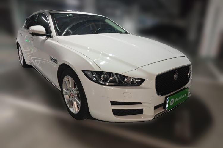 Used Jaguar XEL 2018 2.0T 200 PS Luxury Edition Front Right 45 Deg