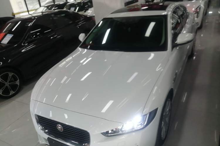 Used Jaguar XEL 2018 2.0T 200 PS Premium Edition Front