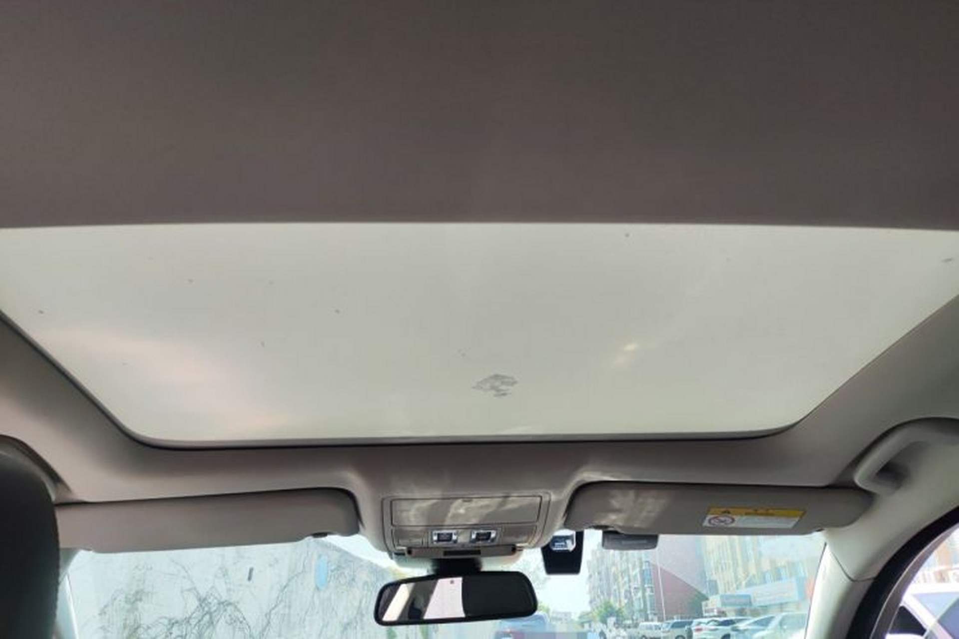 Used Jaguar XEL 2018 2.0T 200 PS Luxury Edition Headliner
