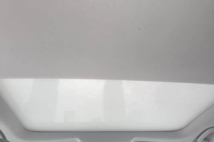 Used Jaguar XEL 2018 2.0T 200 PS Premium Edition Headliner