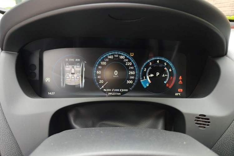 Used Jaguar XEL 2018 2.0T 200 PS Premium Edition Instrument Cluster