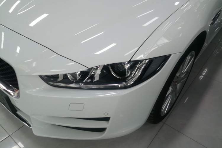 Used Jaguar XEL 2018 2.0T 200 PS Premium Edition Left Front Headlight