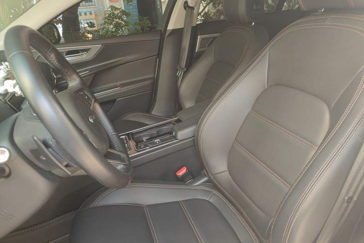 Used Jaguar XEL 2018 2.0T 200 PS Premium Edition Left Front Seat