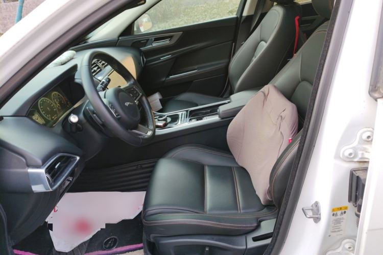 Used Jaguar XEL 2018 2.0T 200 PS Premium Edition Left Front Seat