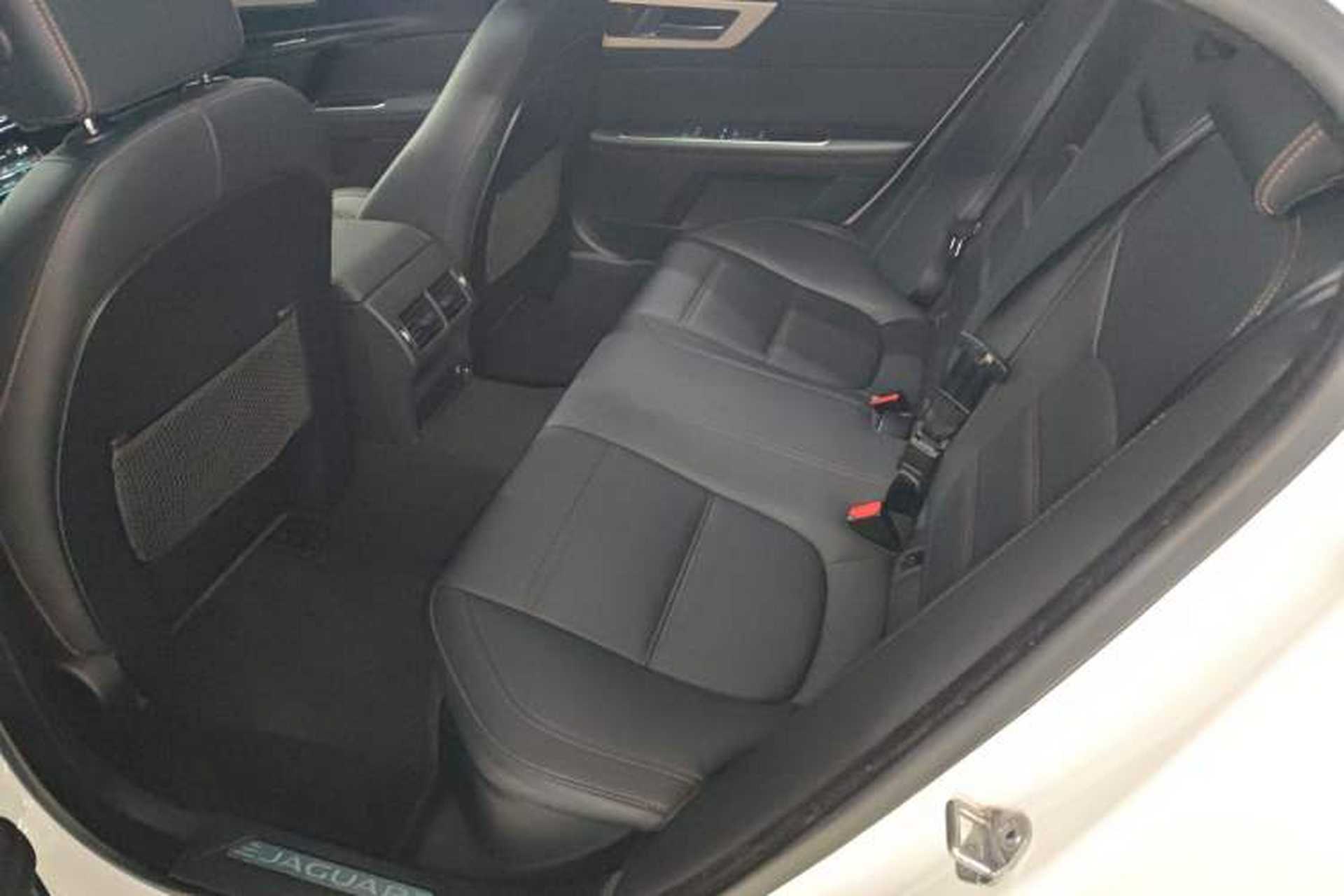 Used Jaguar XEL 2018 2.0T 200 PS Premium Edition Left Rear Seat