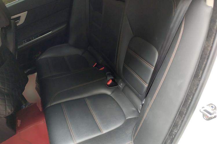 Used Jaguar XEL 2018 2.0T 200 PS Premium Edition Left Rear Seat