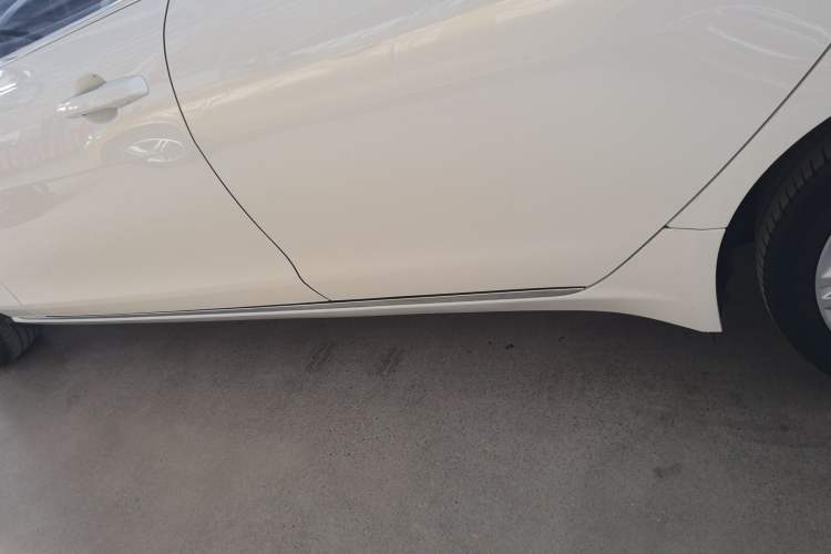 Used Jaguar XEL 2018 2.0T 250 PS Premium Edition Left Side Sill