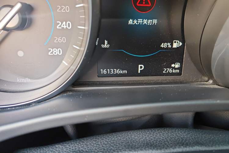 Used Jaguar XEL 2018 2.0T 200 PS Luxury Edition Odometer Close Up