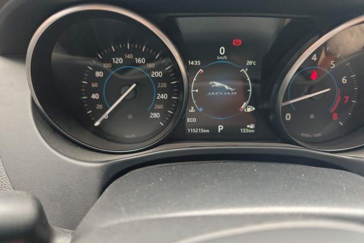 Used Jaguar XEL 2018 2.0T 200 PS Luxury Edition Odometer Close Up