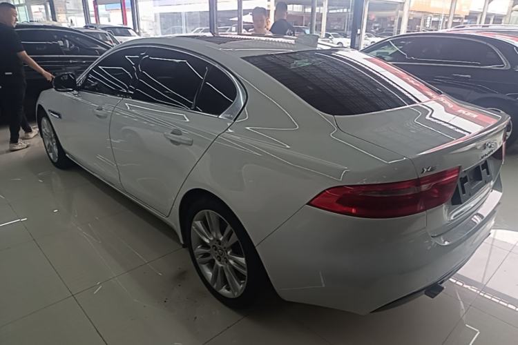 Used Jaguar XEL 2018 2.0T 200 PS Premium Edition Rear Left 45 Deg