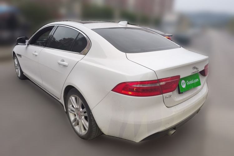 Used Jaguar XEL 2018 2.0T 200 PS Premium Edition Rear Left 45 Deg