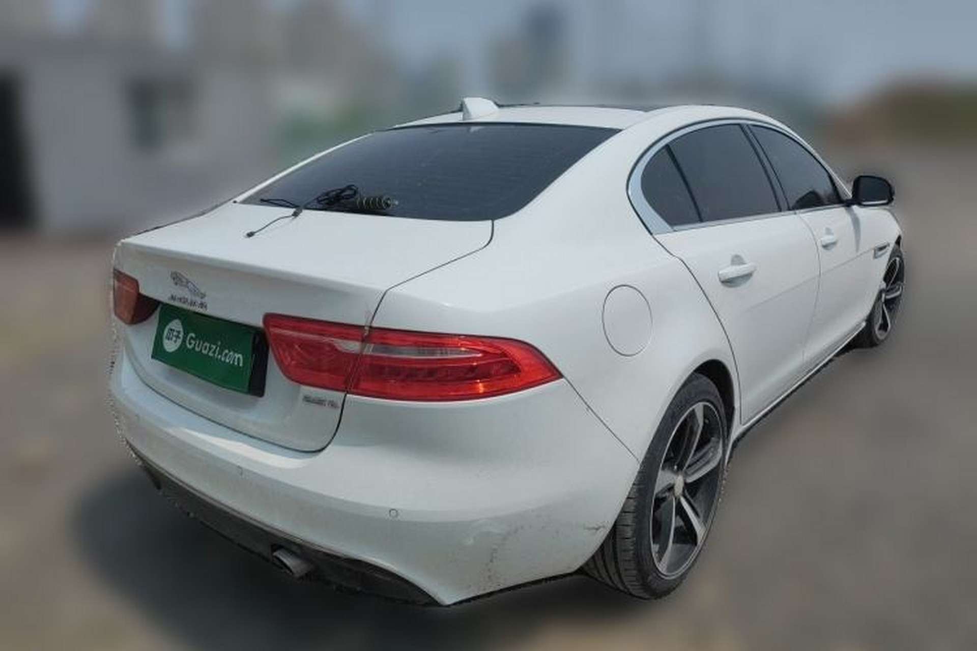 Used Jaguar XEL 2018 2.0T 250 PS Premium Edition Rear Right 45 Deg