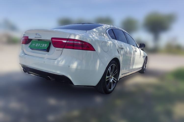 Used Jaguar XEL 2018 2.0T 250 PS Premium Edition Rear Right 45 Deg
