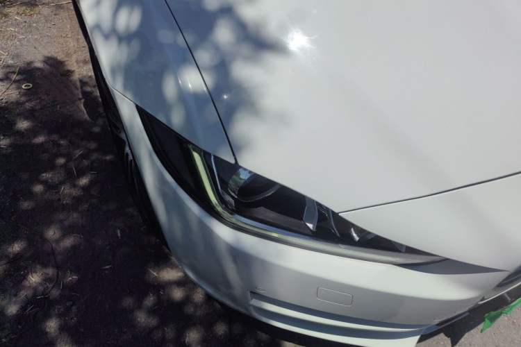 Used Jaguar XEL 2018 2.0T 250 PS Premium Edition Right Front Headlight