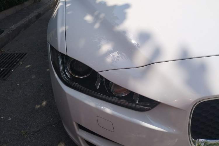Used Jaguar XEL 2018 2.0T 200 PS Luxury Edition Right Front Headlight