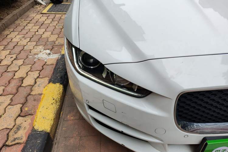 Used Jaguar XEL 2018 2.0T 200 PS Premium Edition Right Front Headlight